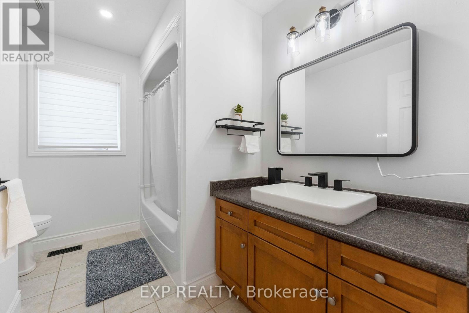 577 Waterton Drive Property Photo 34