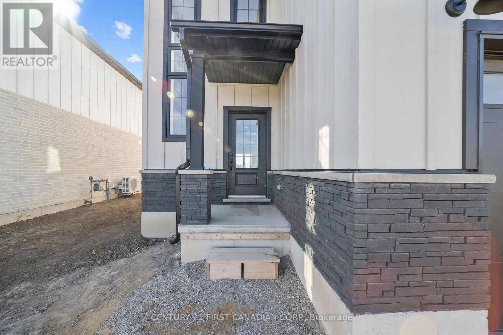 132 Addison Avenue Property Photo 7