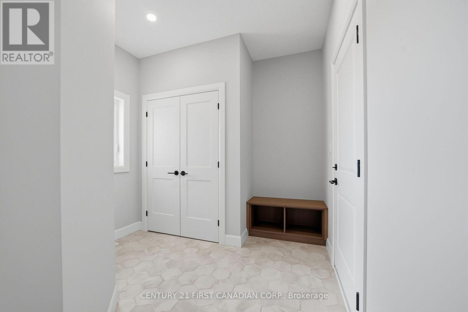 132 Addison Avenue Property Photo 10