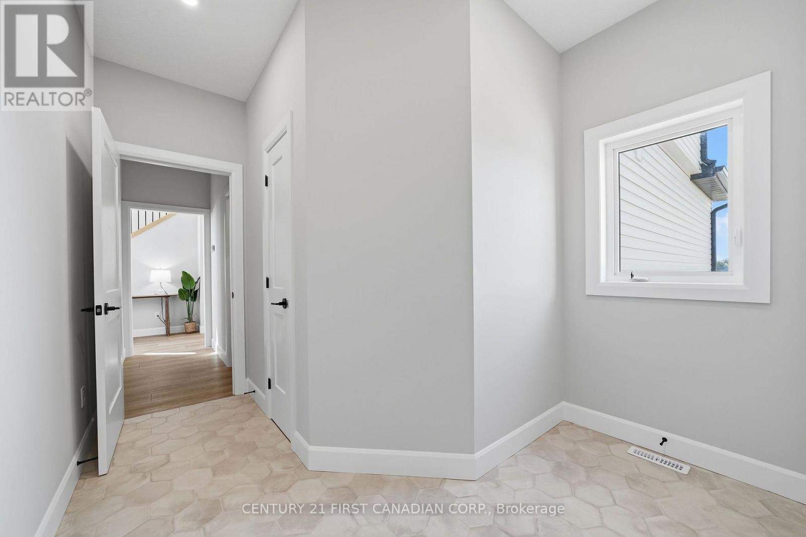 132 Addison Avenue Property Photo 11