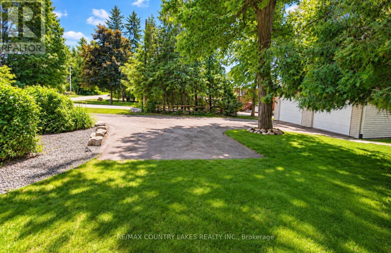 27 Hillcrest Avenue Property Photo 39