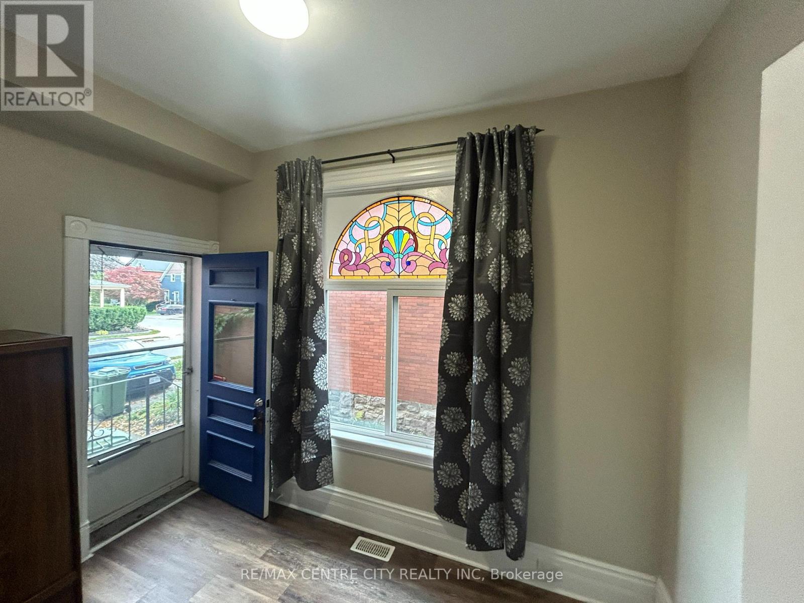 40 Queen Street Property Photo 2