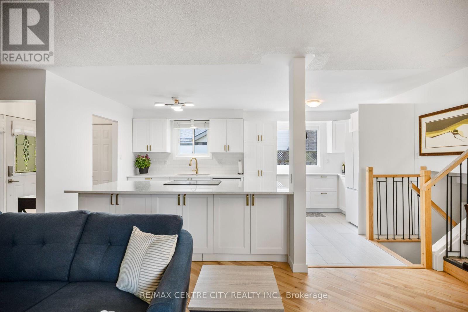 684 Macyoung Drive Property Photo 8
