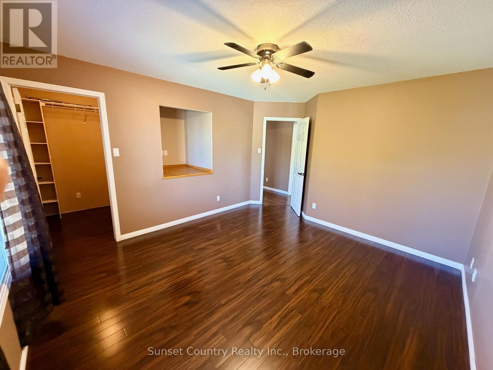 86 Mcmillan Avenue Property Photo 8