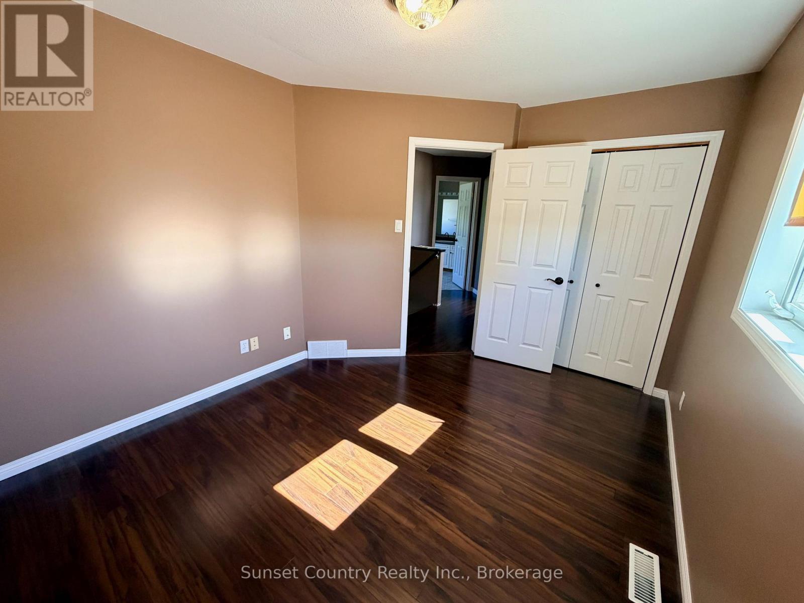 86 Mcmillan Avenue Property Photo 10
