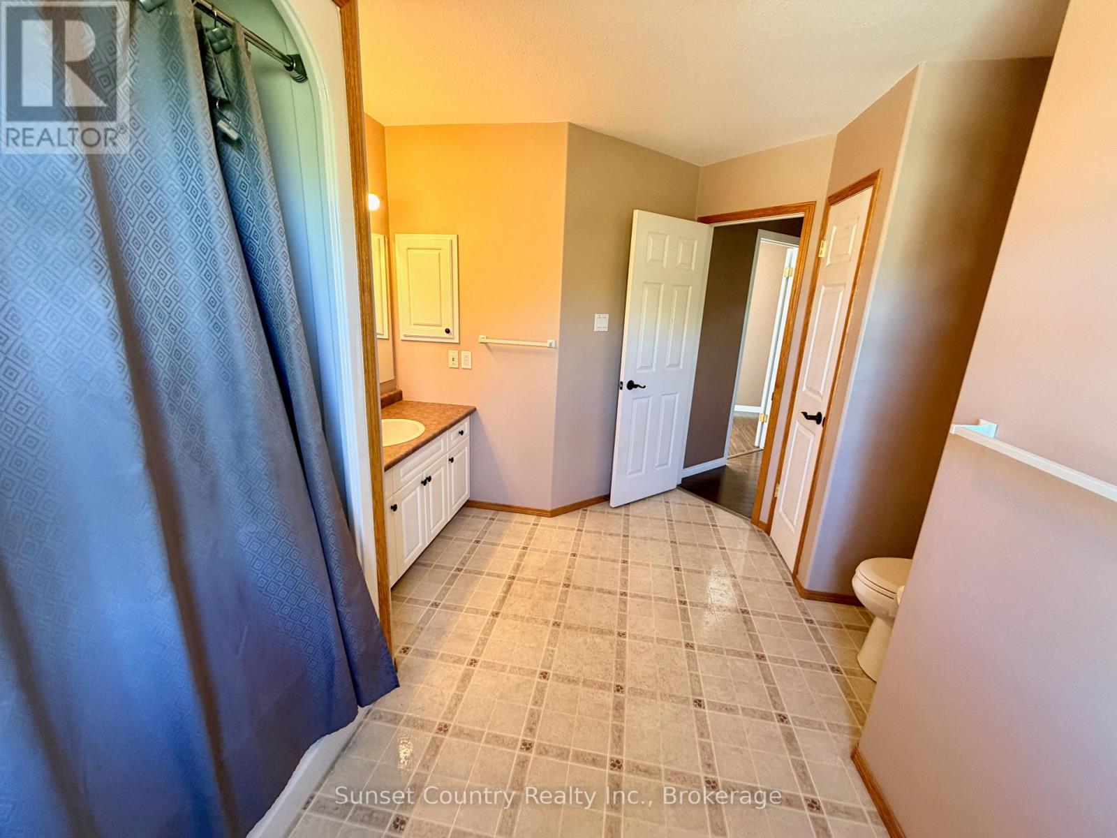 86 Mcmillan Avenue Property Photo 13