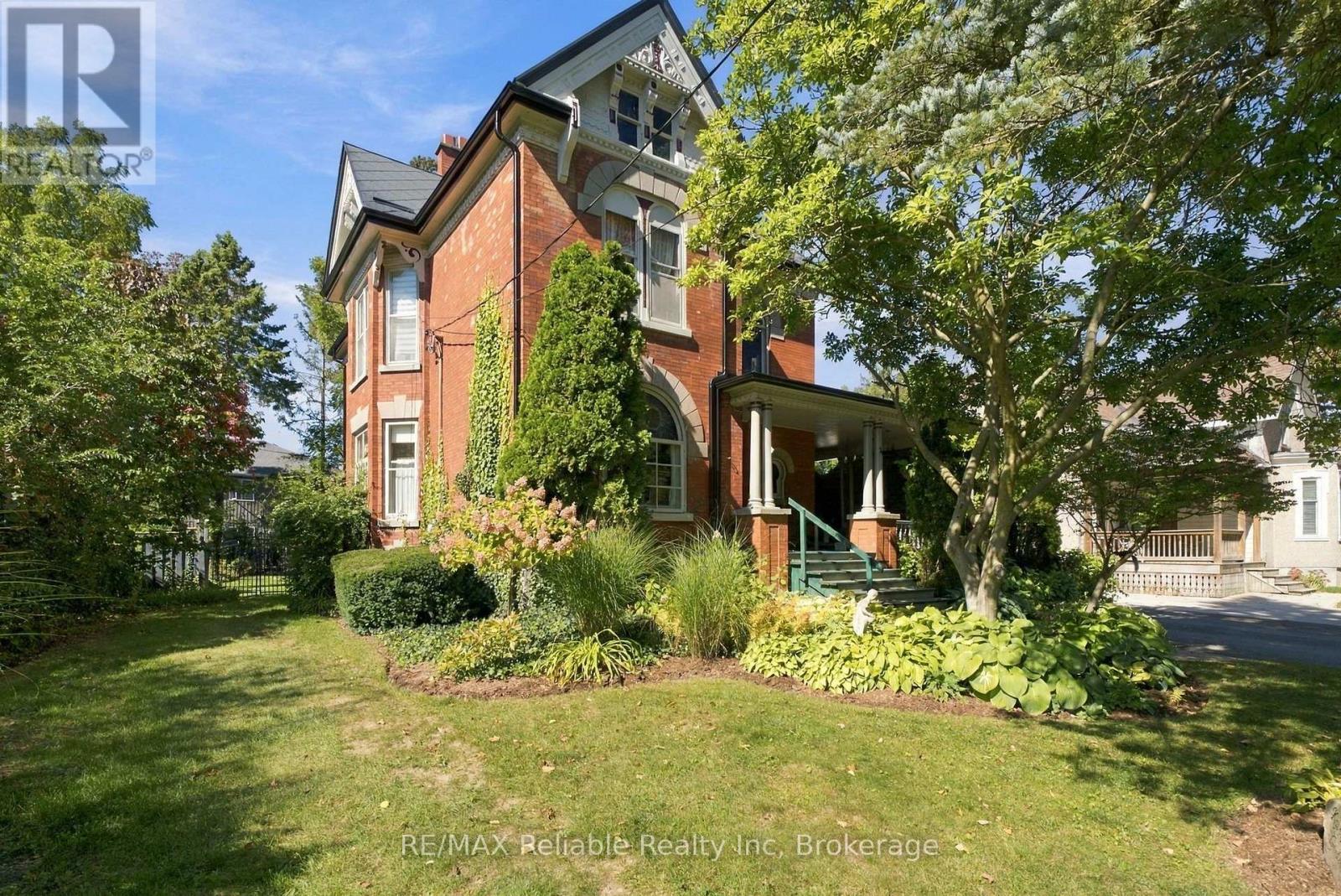 19 Sparling Street Property Photo 2