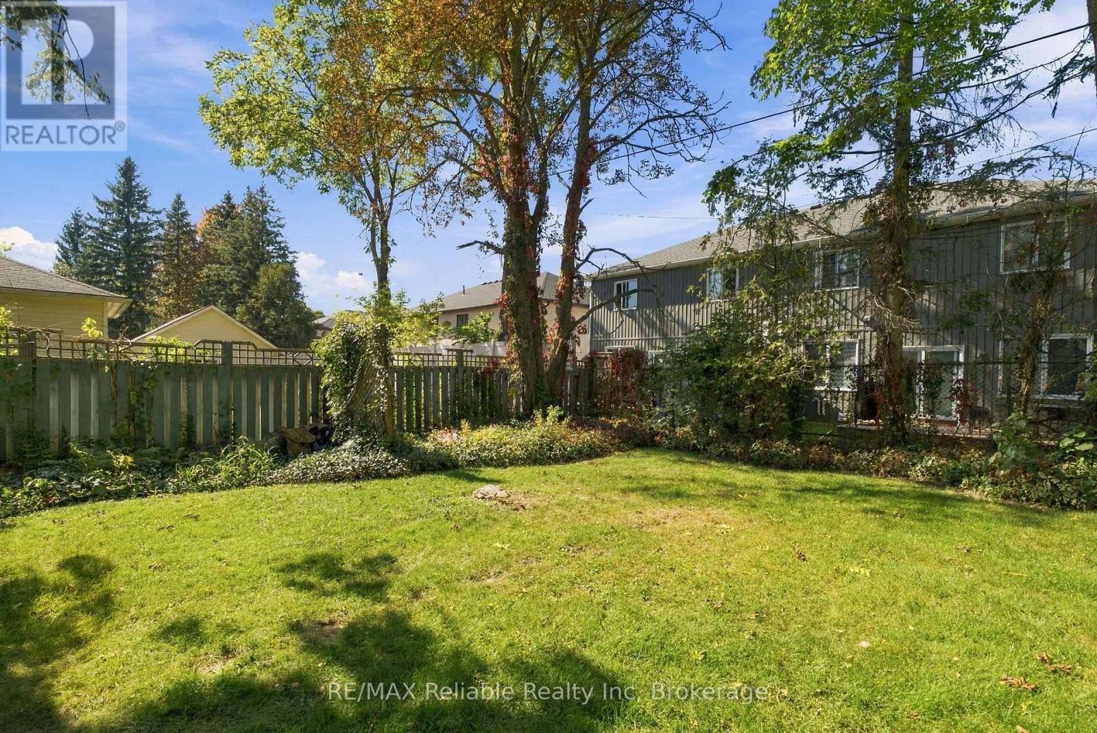 19 Sparling Street Property Photo 13