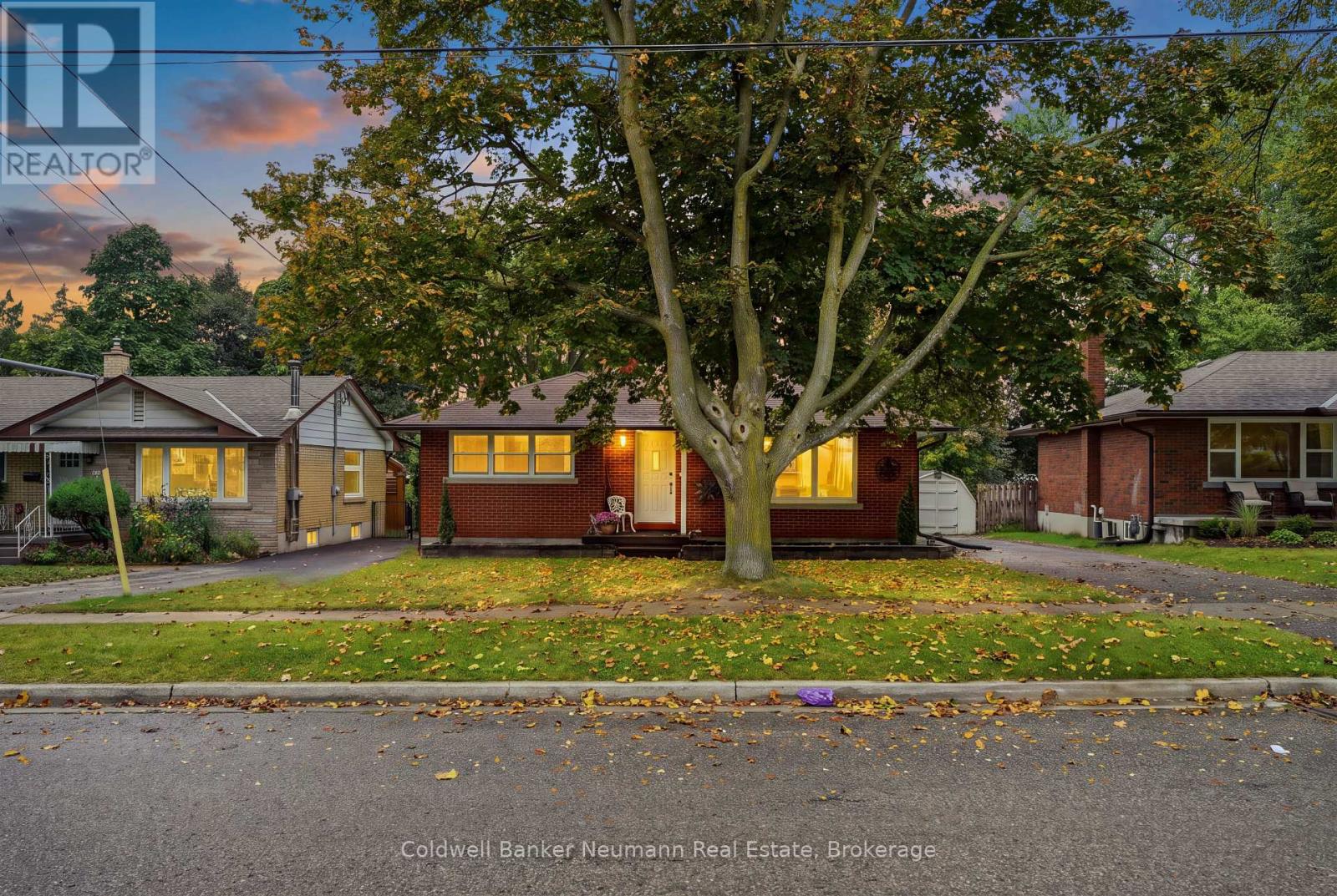 82 Knightswood Boulevard Property Photo 28