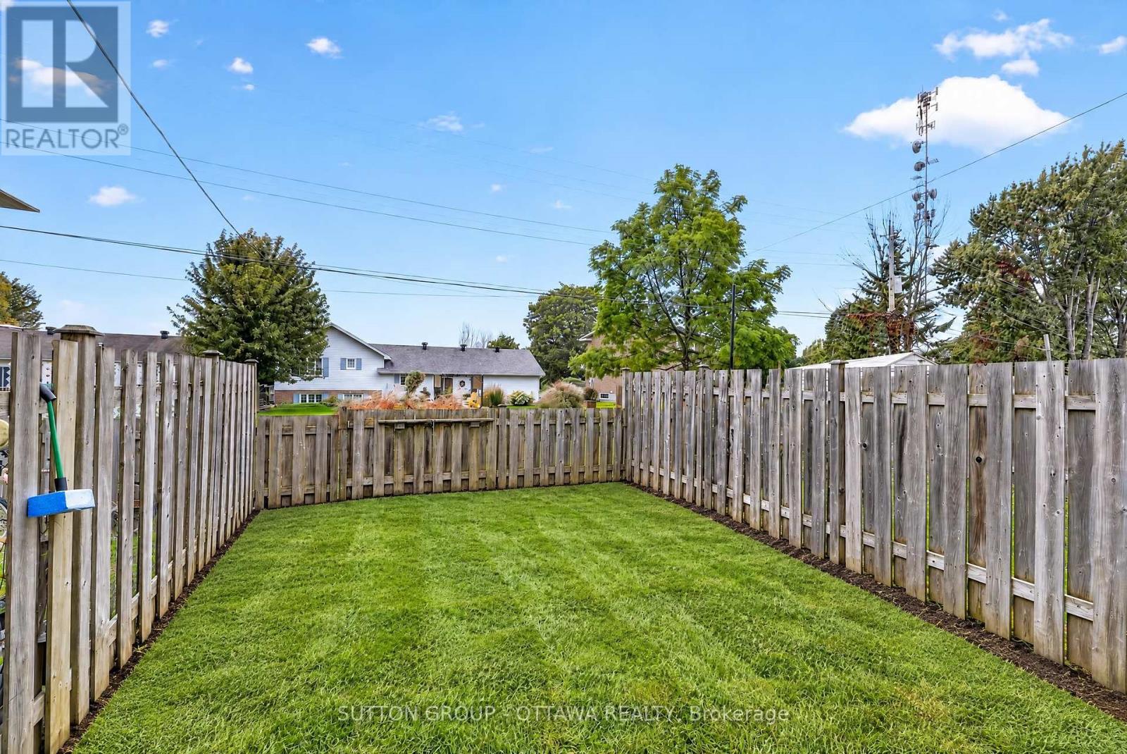 24 Carraway Crescent Property Photo 32