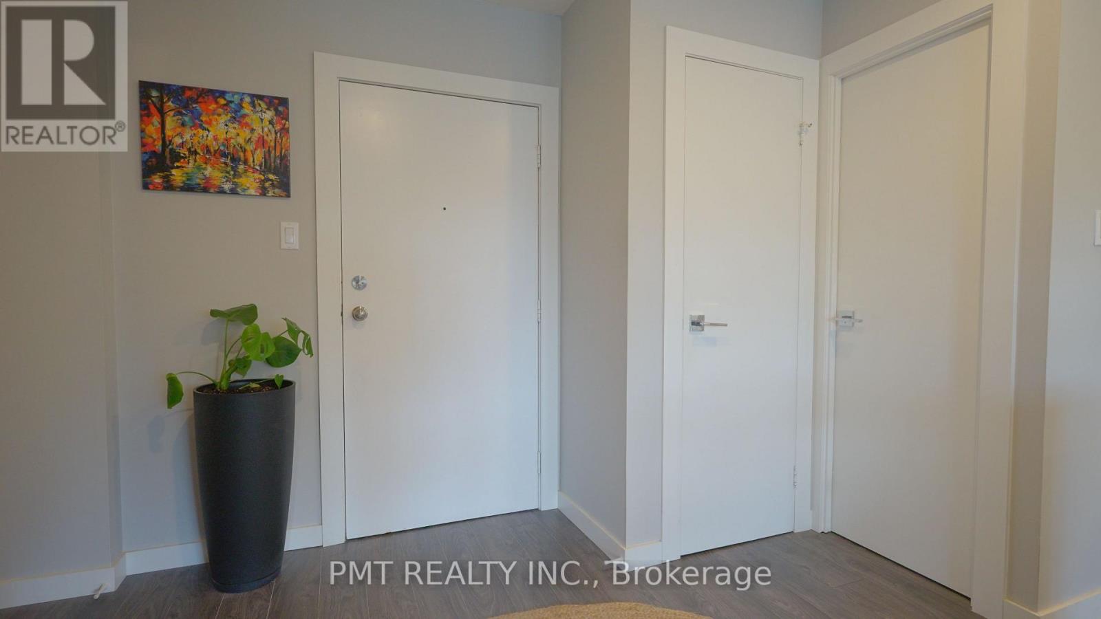 203 - 10 Cooper Street Property Photo 24