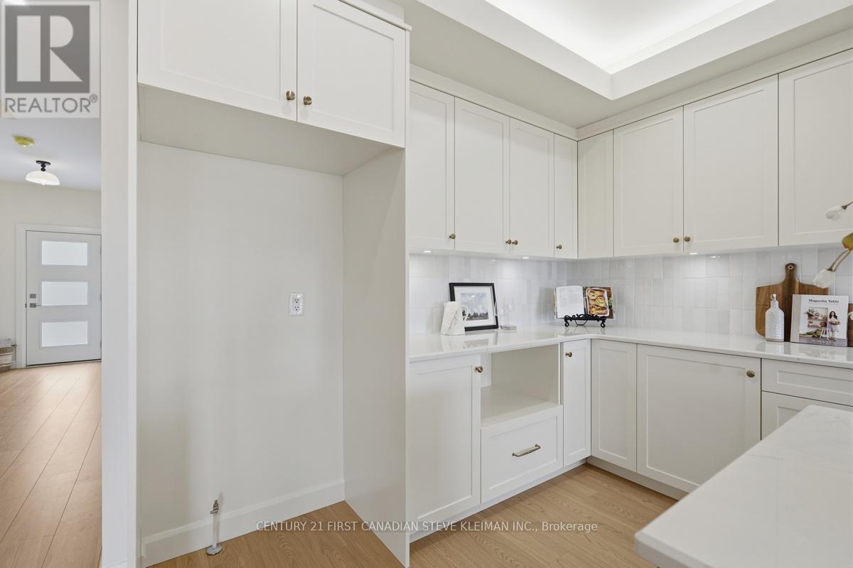 105 - 2840 Buroak Drive Property Photo 10
