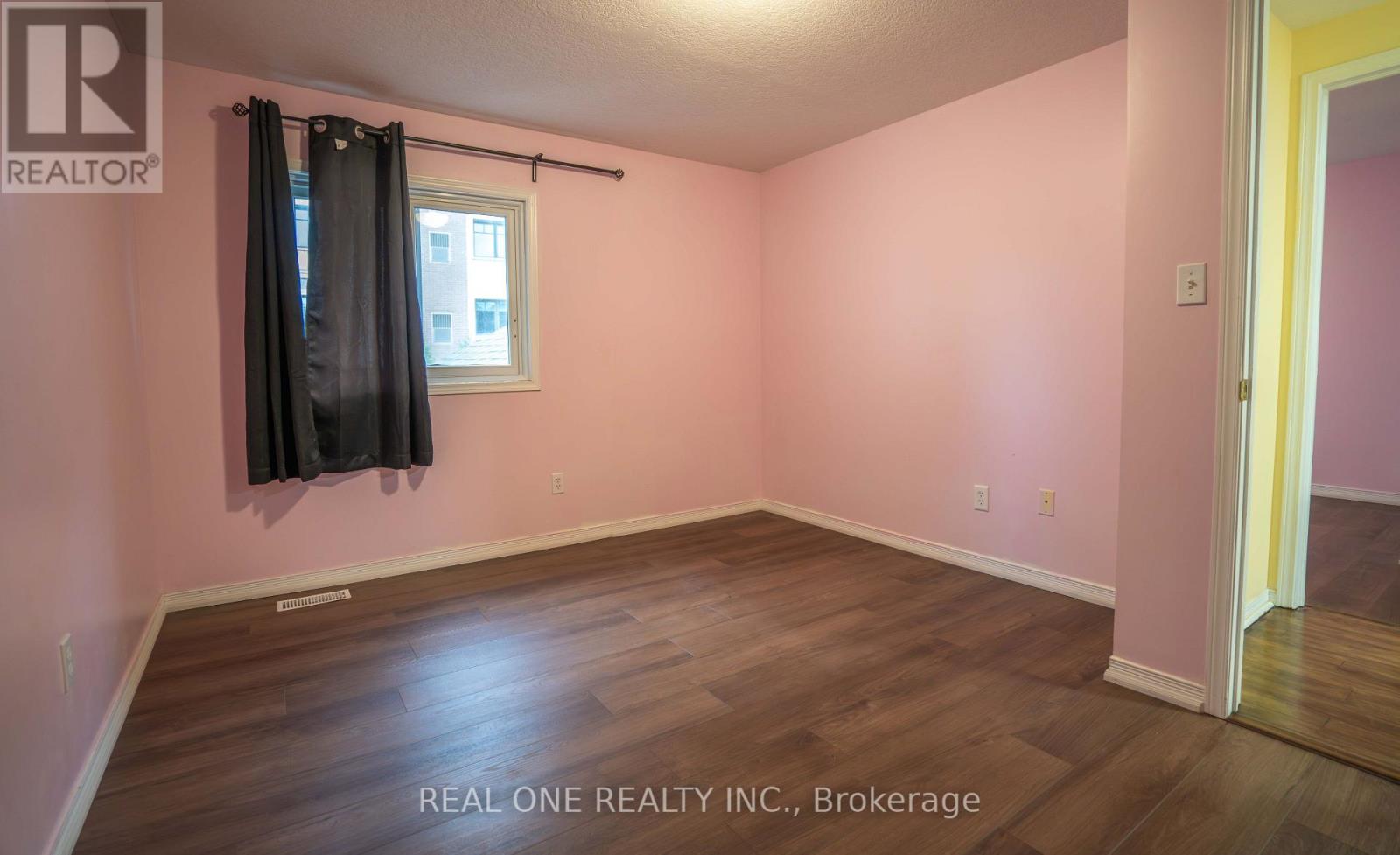 971 Creekside Drive Property Photo 16