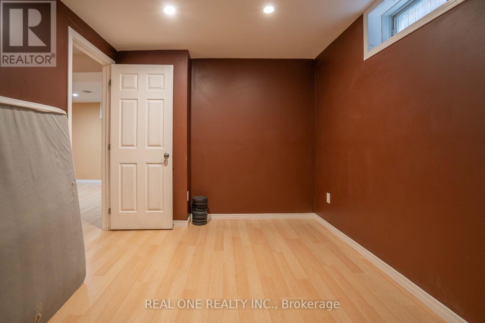 971 Creekside Drive Property Photo 23
