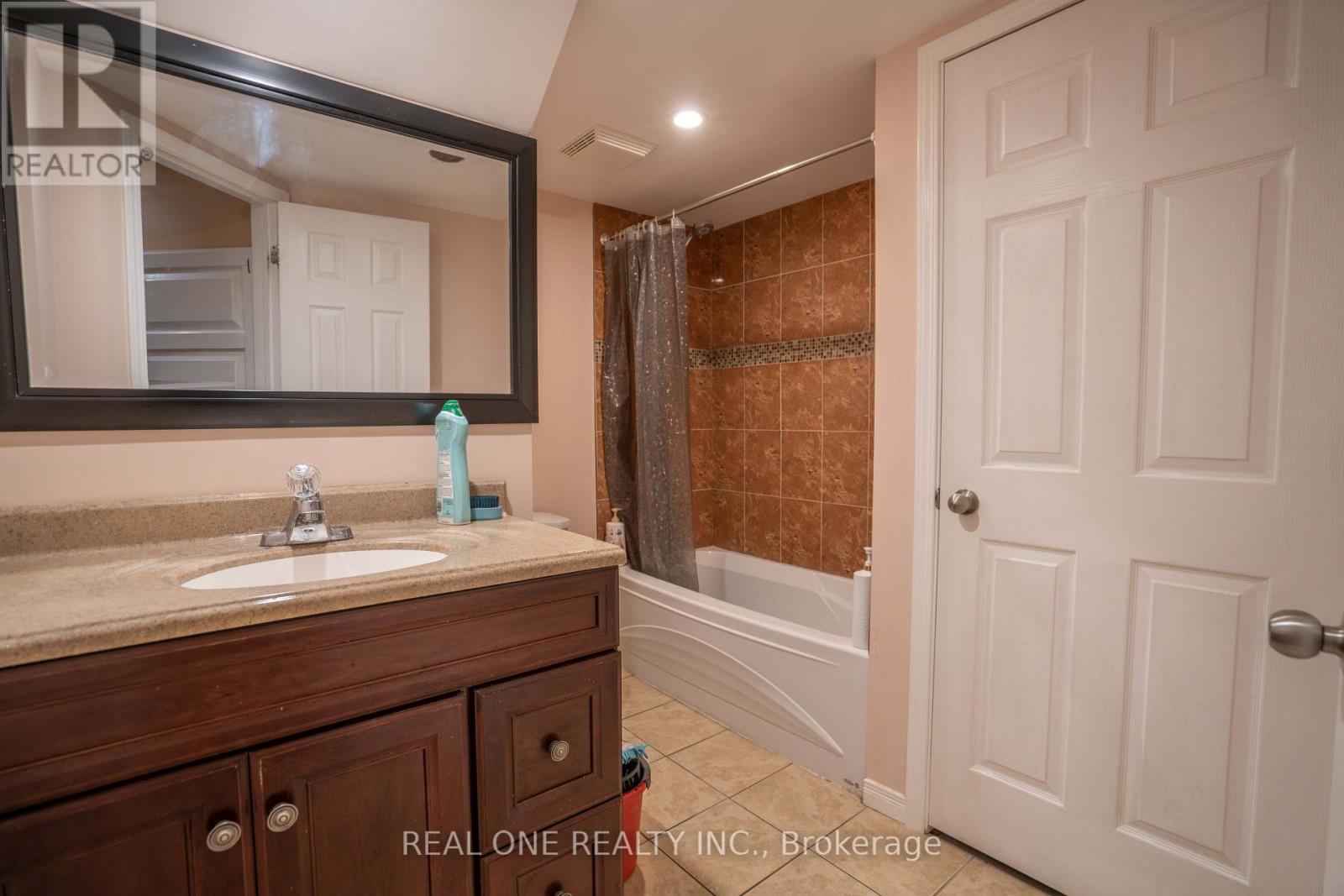 971 Creekside Drive Property Photo 24