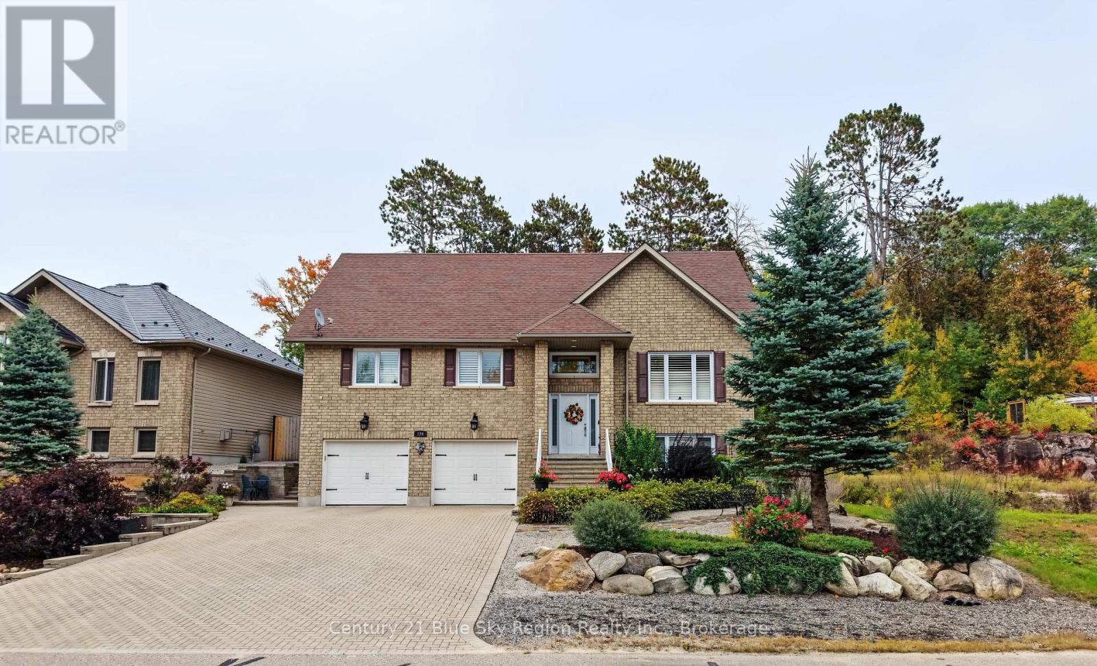 224 Osprey Crescent E Property Photo 1