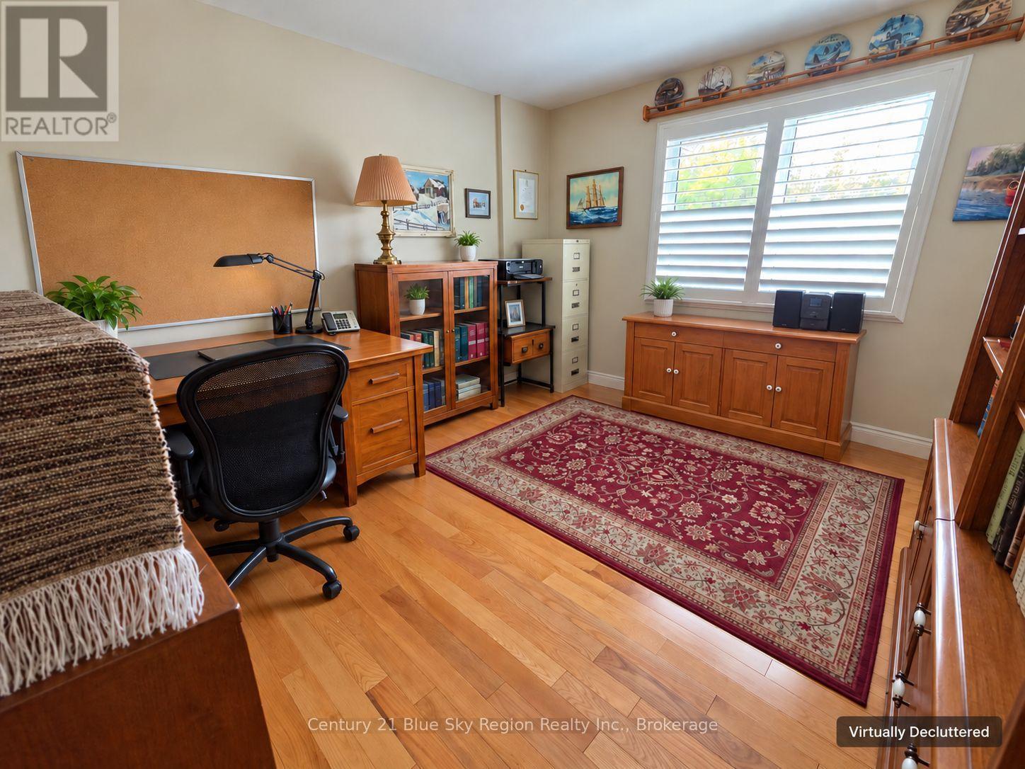 224 Osprey Crescent E Property Photo 31