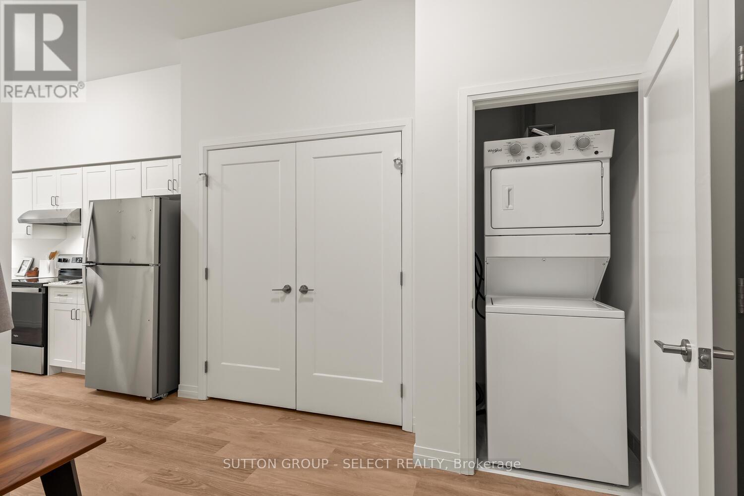 305 - 351 Hill Street Property Photo 15