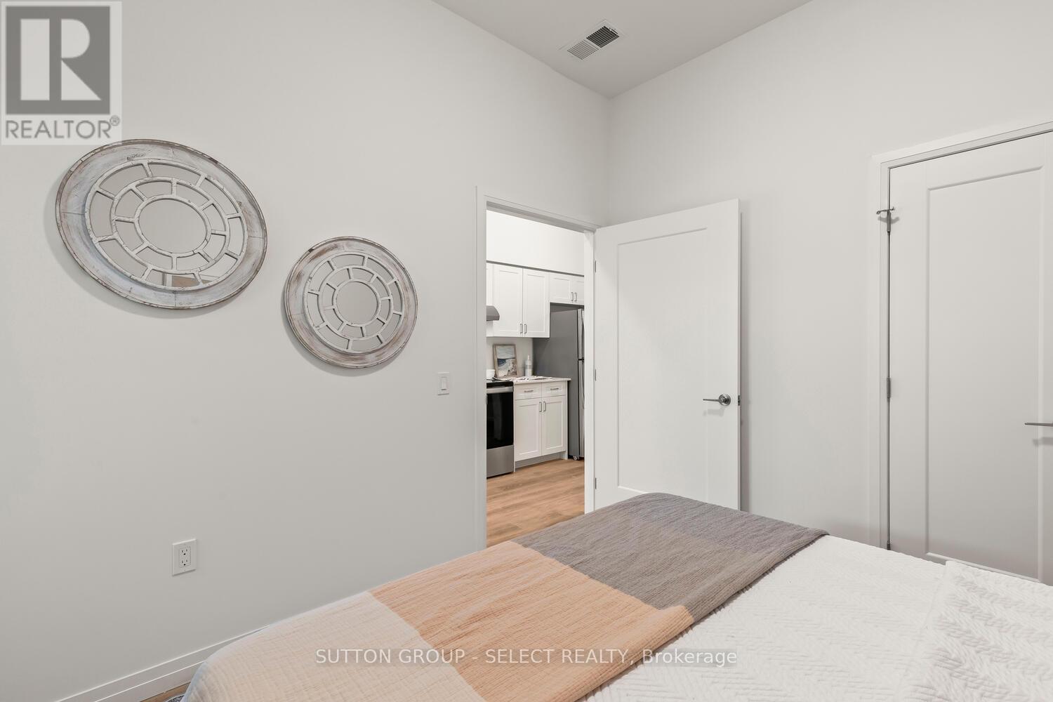 305 - 351 Hill Street Property Photo 23