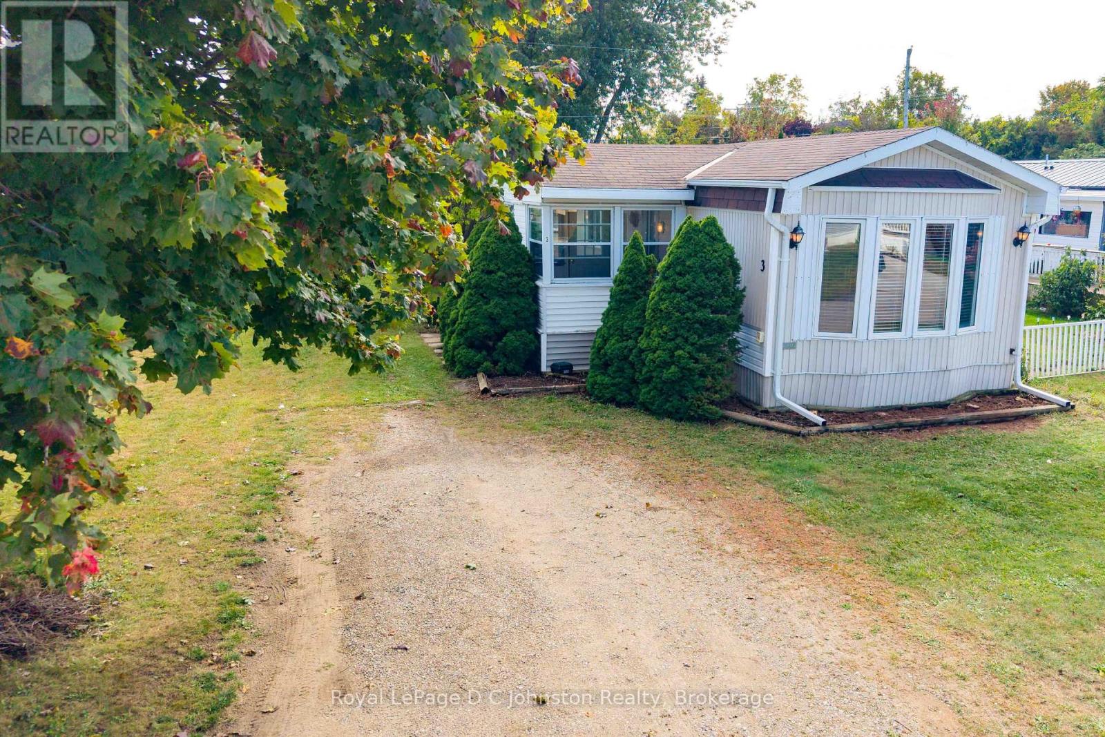 Unit # 3 - 332 Concession 6 Property Photo 2