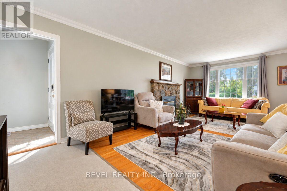 2213 Circle Place Property Photo 4