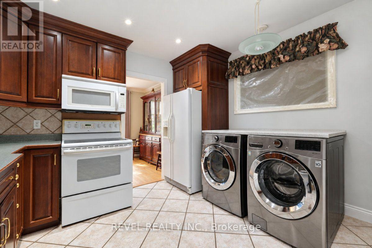 2213 Circle Place Property Photo 12