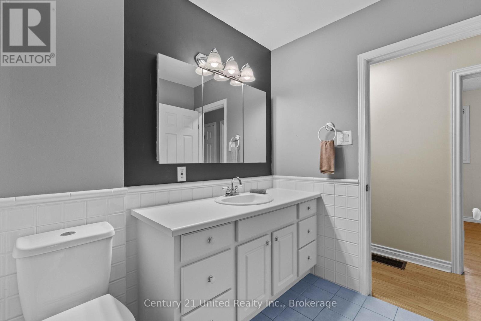 1203 Royal Drive Property Photo 27