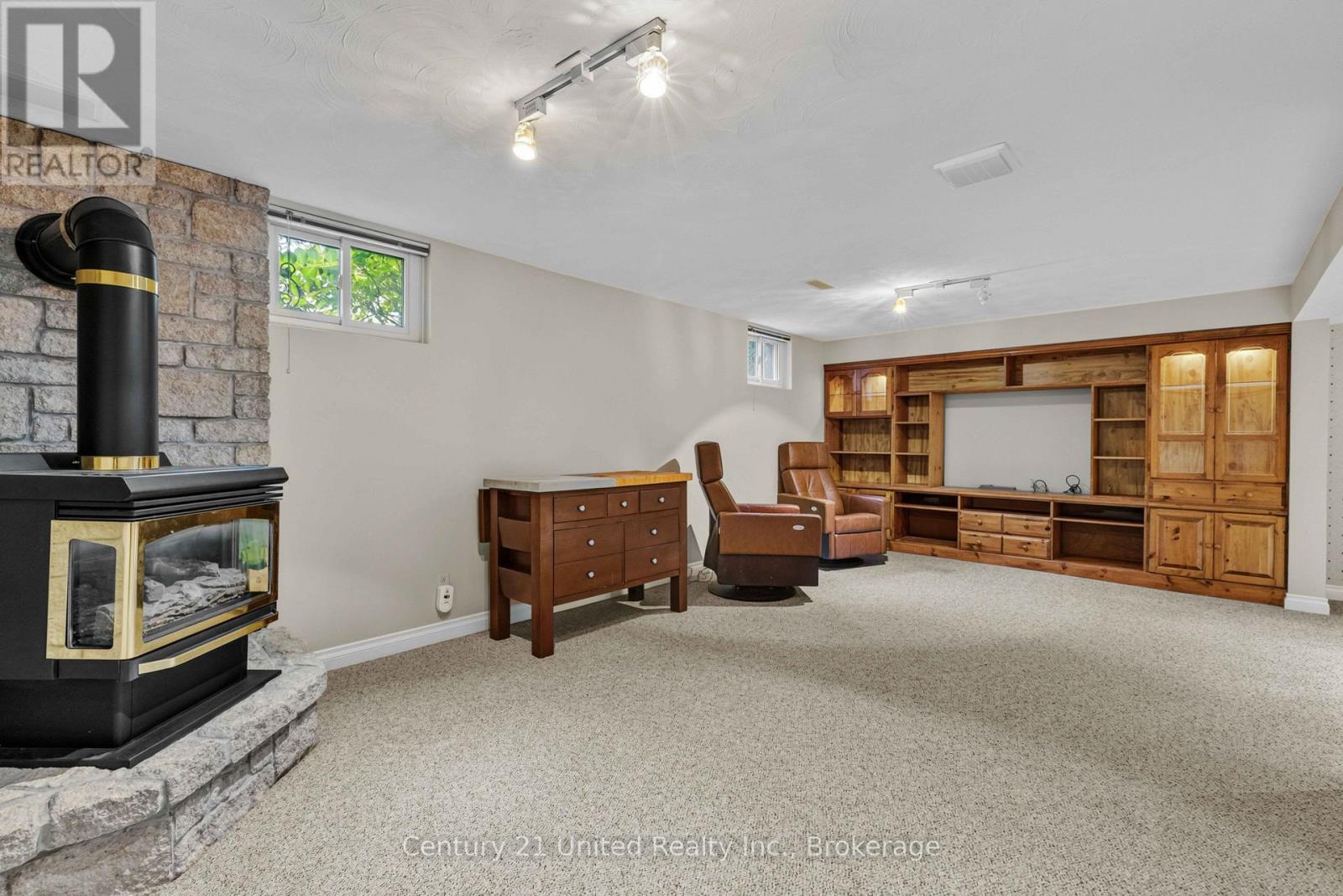 1203 Royal Drive Property Photo 30