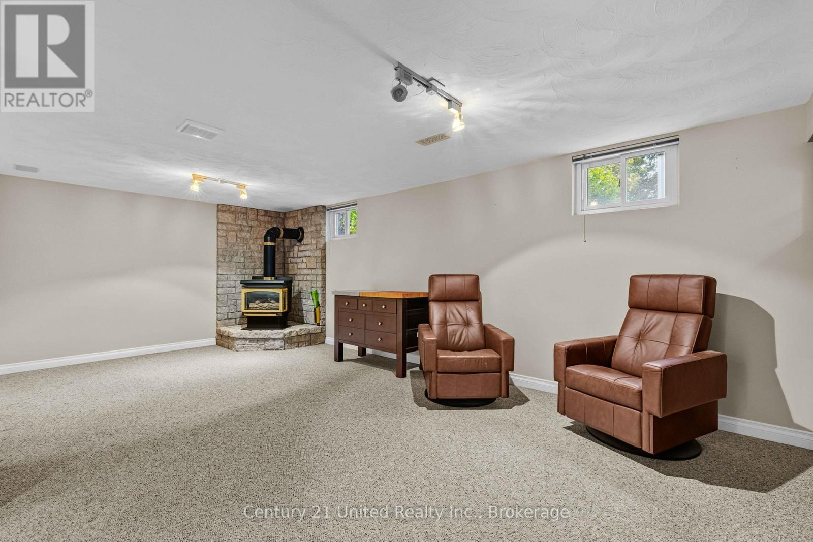 1203 Royal Drive Property Photo 33