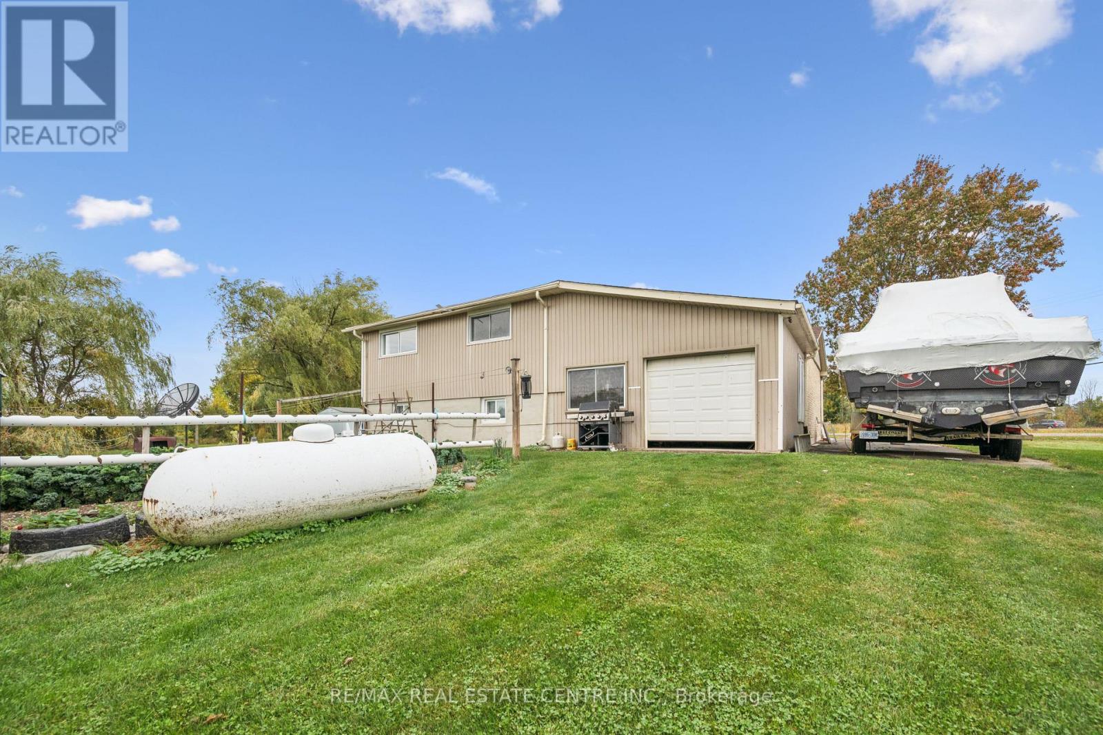 1211 Old 8 Highway Property Photo 31