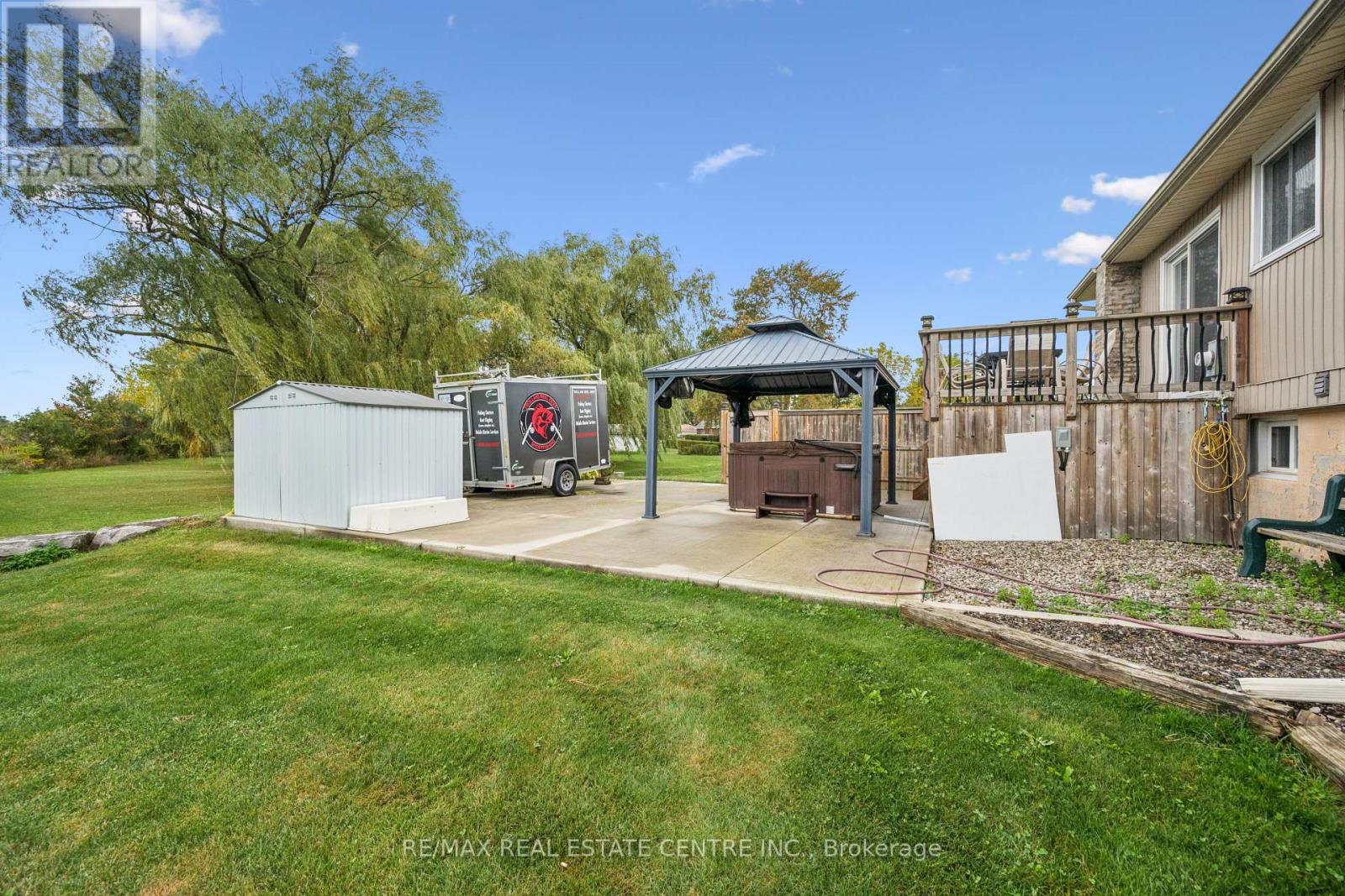 1211 Old 8 Highway Property Photo 38