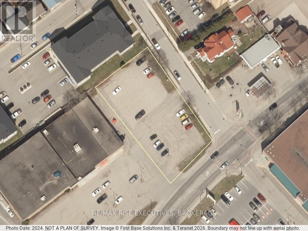 260 King Street W Photo de la propriété 1