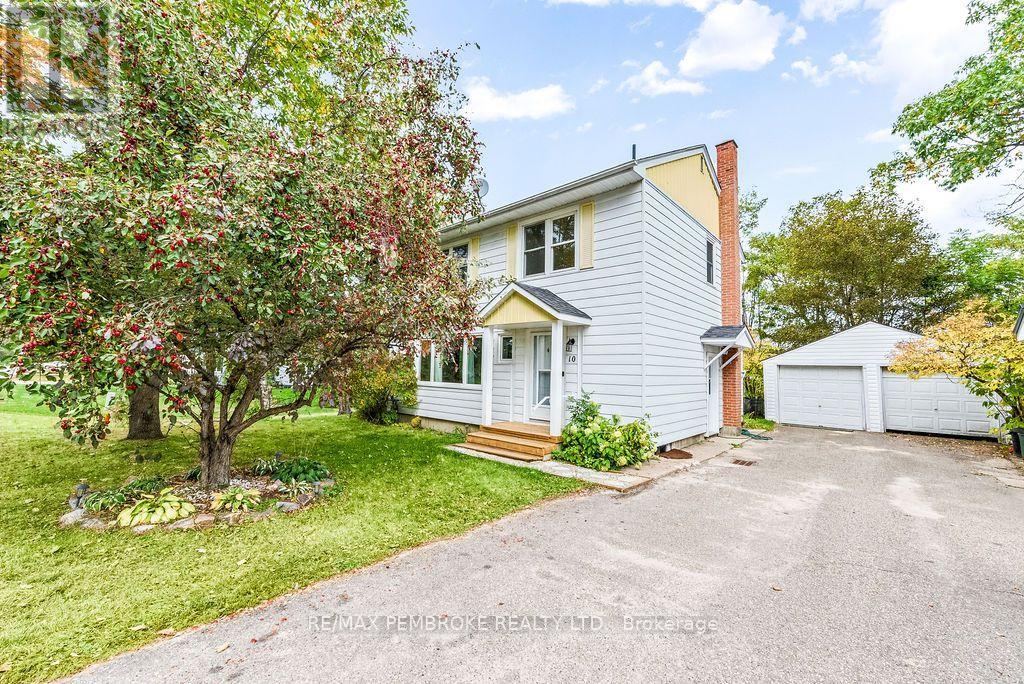 10 Laurier Avenue Property Photo 2