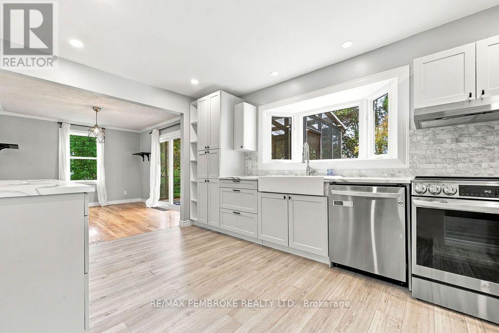 10 Laurier Avenue Property Photo 29