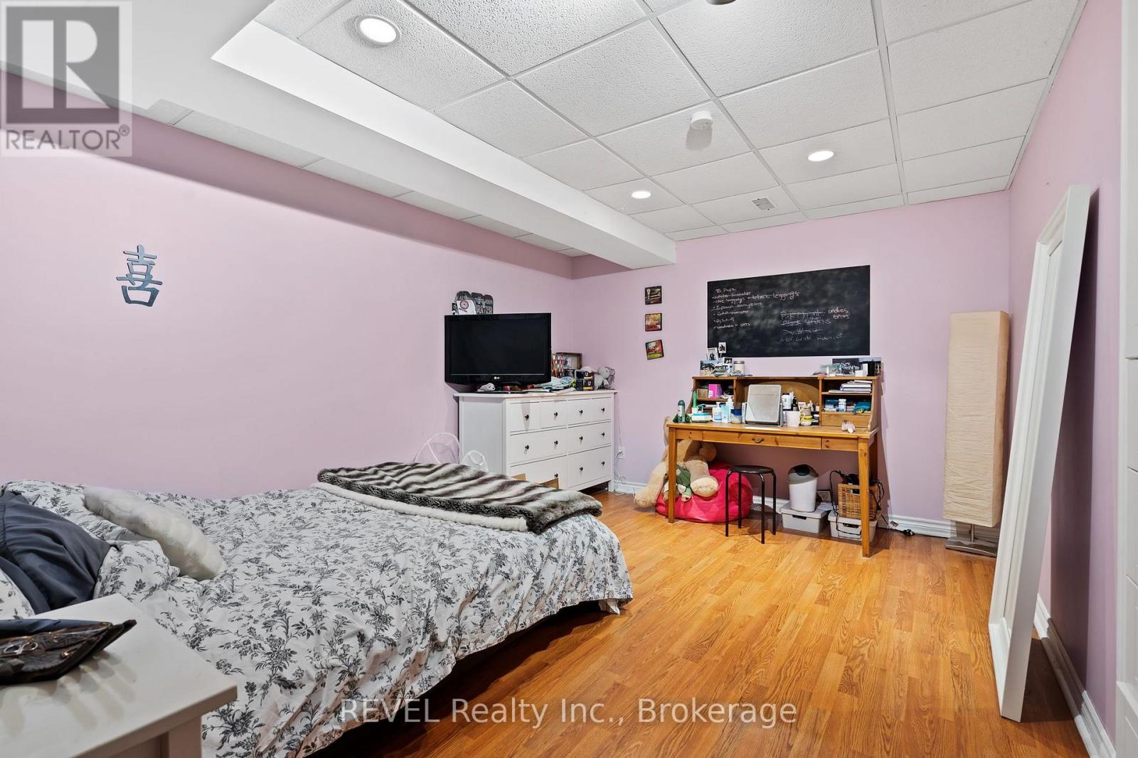 98 Debora Drive Property Photo 37