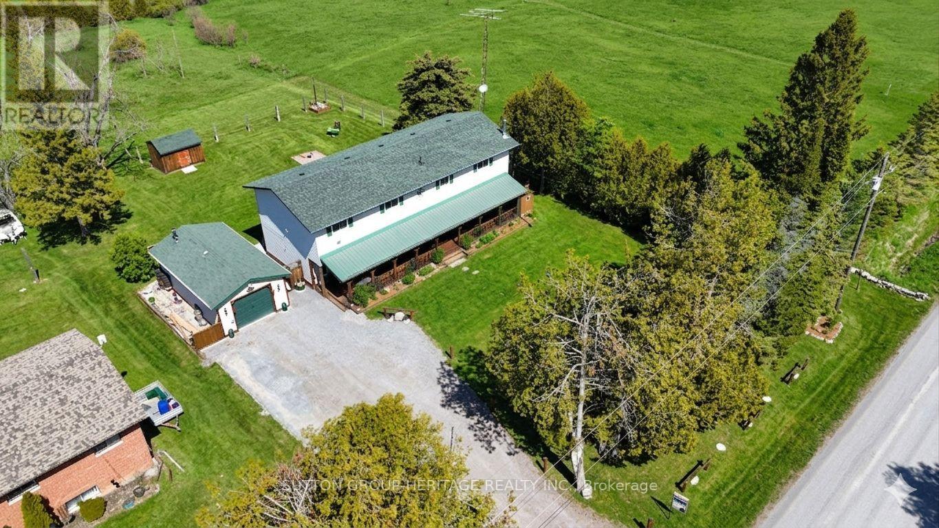 1780 7th Line Property Photo 2