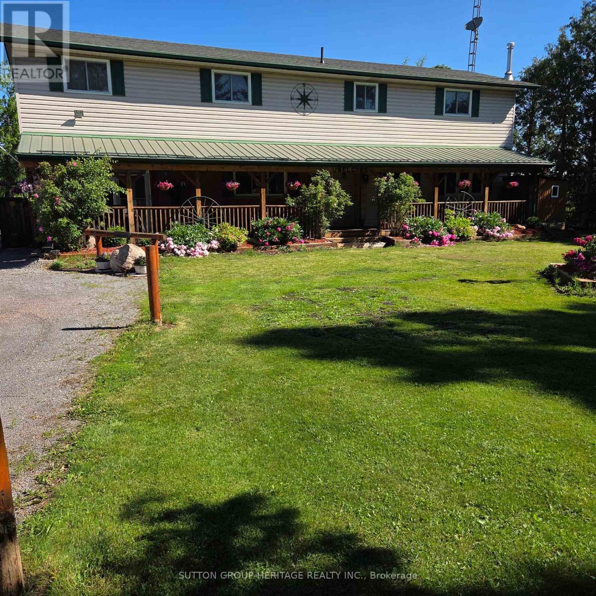 1780 7th Line Property Photo 3