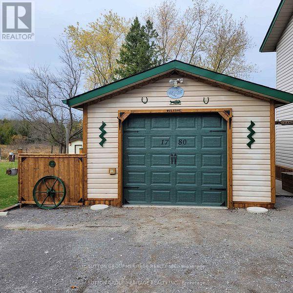 1780 7th Line Property Photo 5