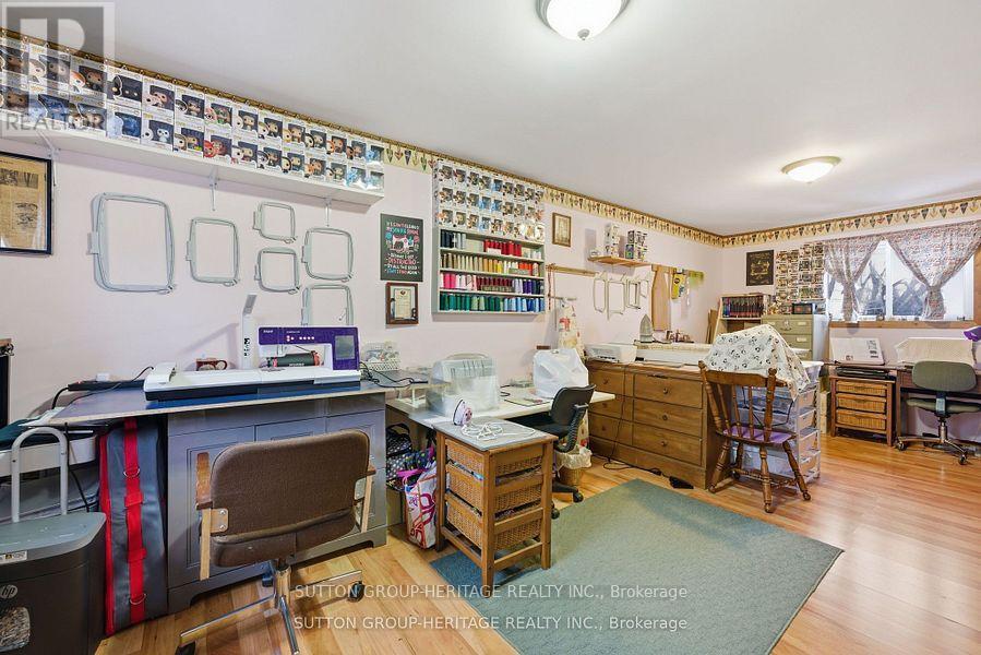 1780 7th Line Property Photo 18