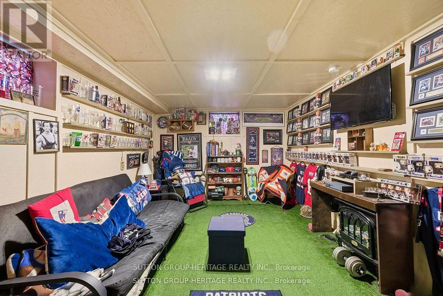 1780 7th Line Property Photo 23