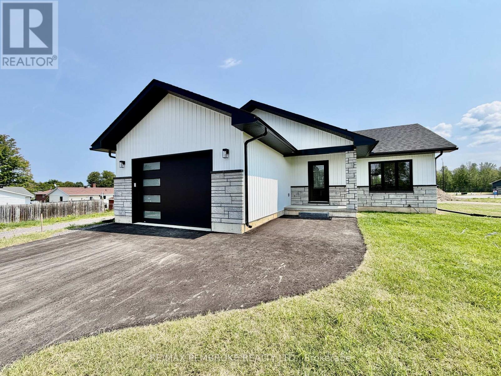 19 Eddy Crescent Property Photo 1