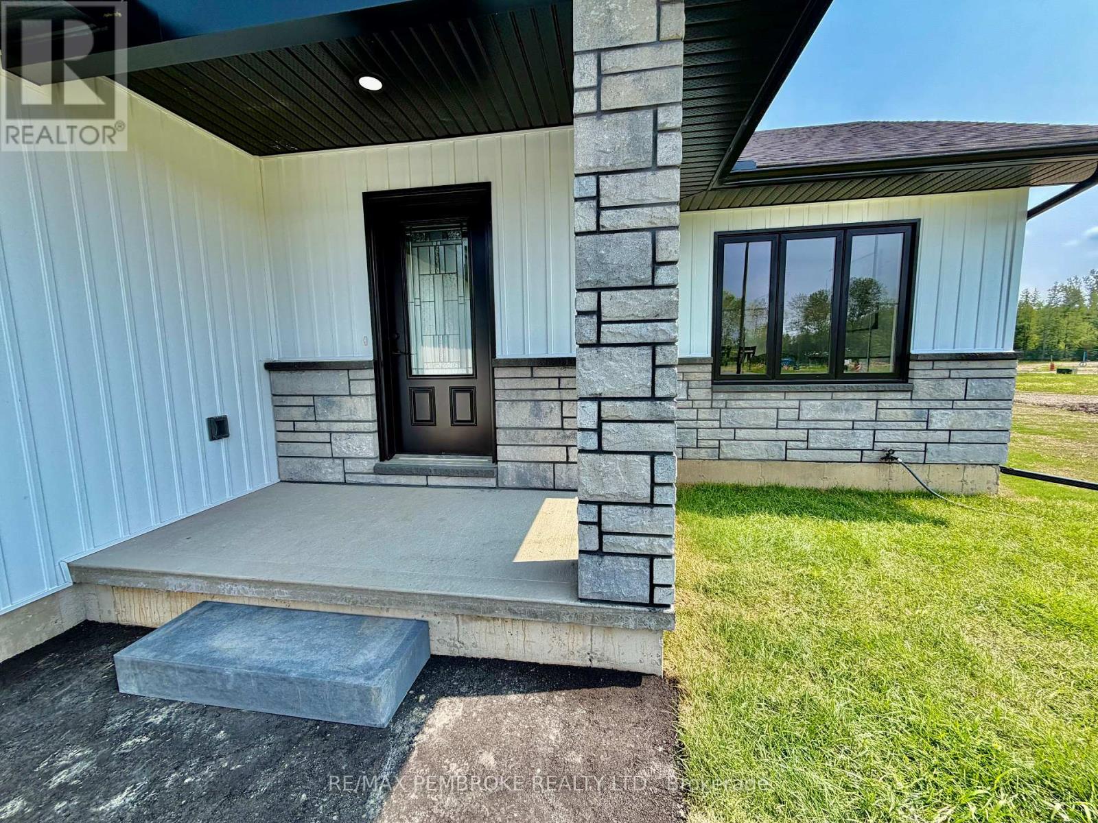 19 Eddy Crescent Property Photo 2