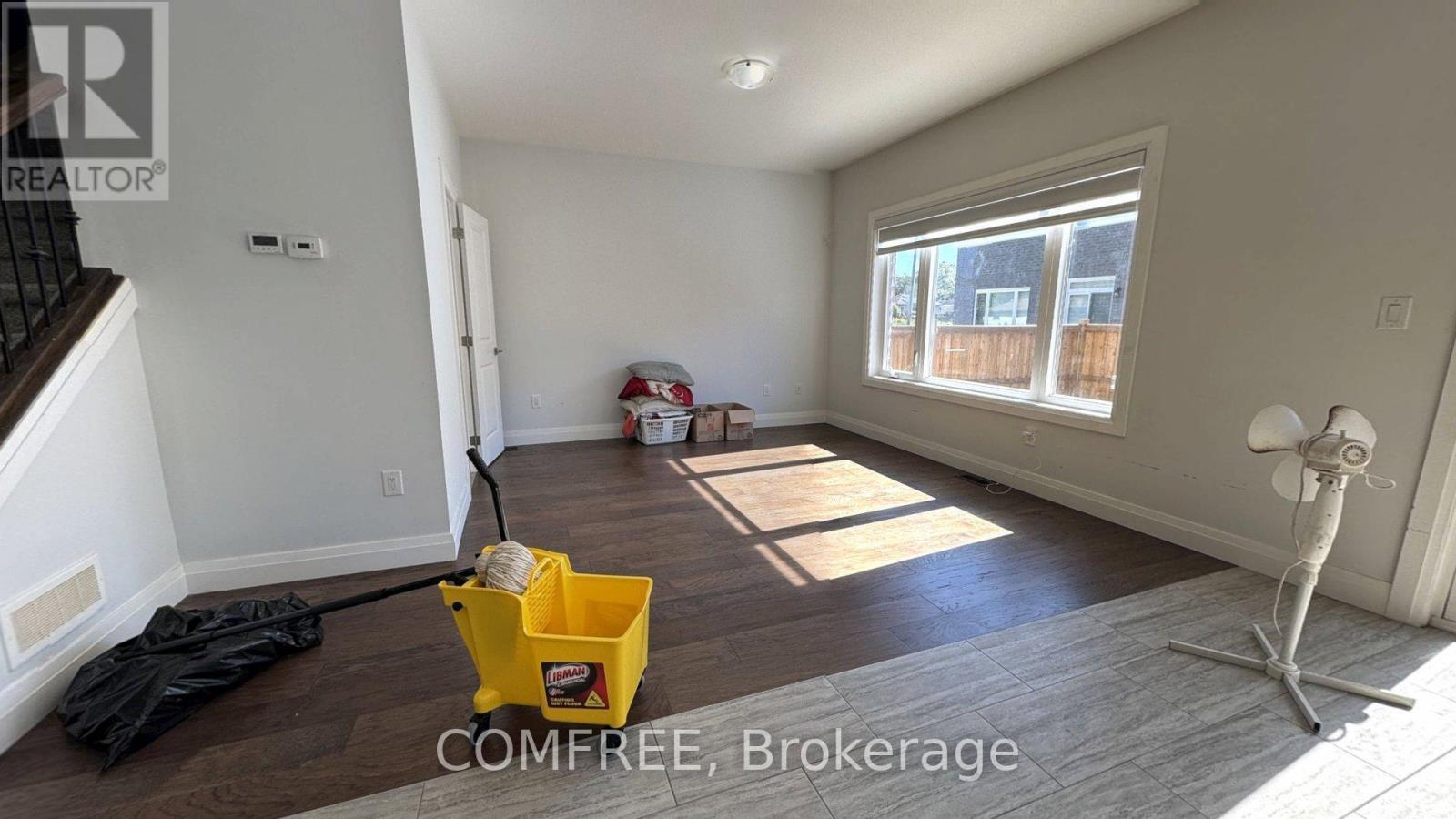 4277 John Ross Court Property Photo 5