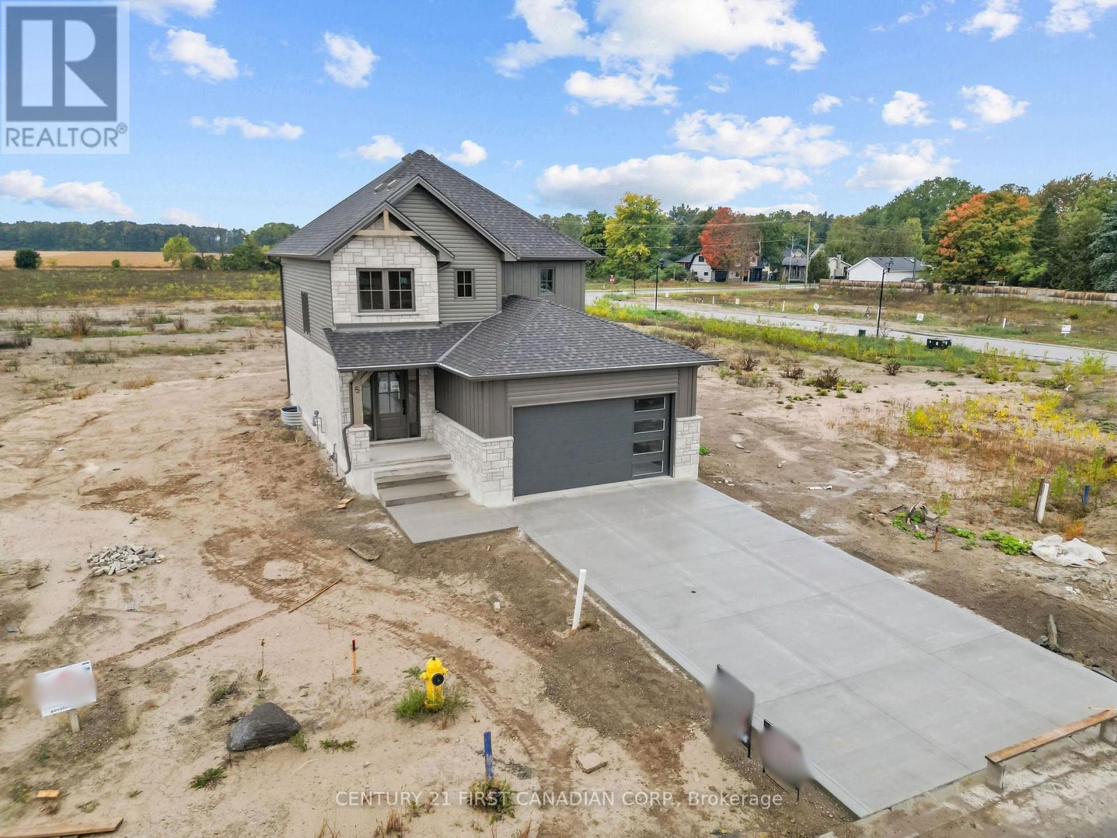5 Doerr Court Property Photo 3