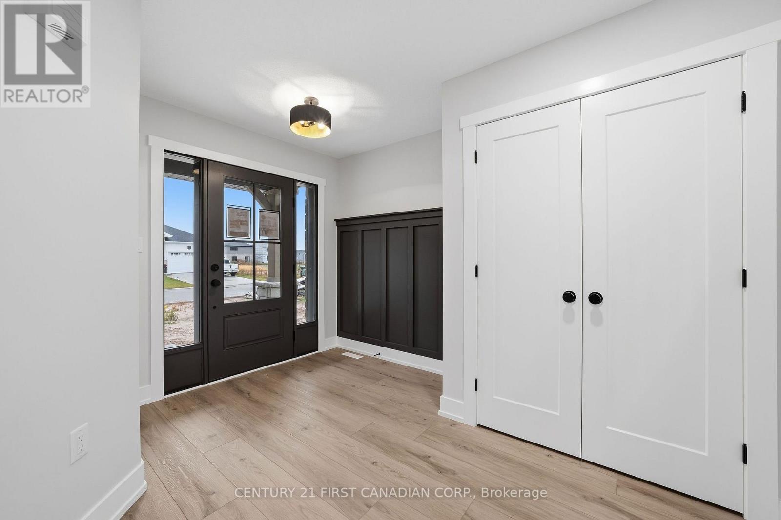 5 Doerr Court Property Photo 8