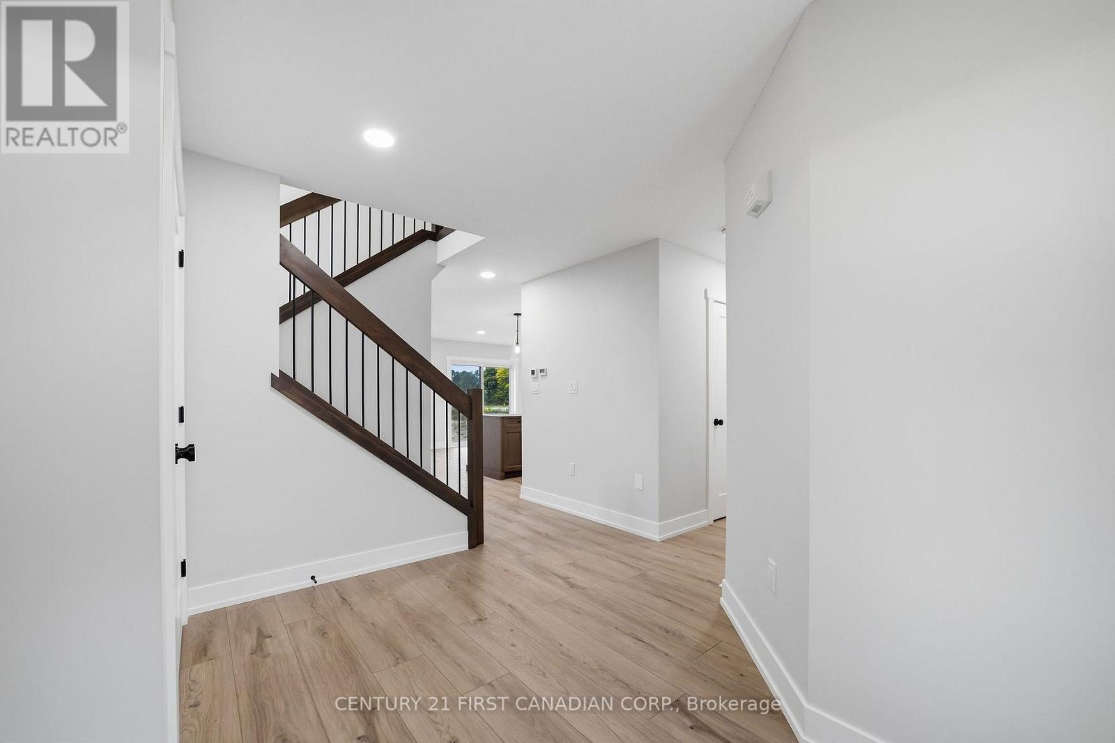 5 Doerr Court Property Photo 9
