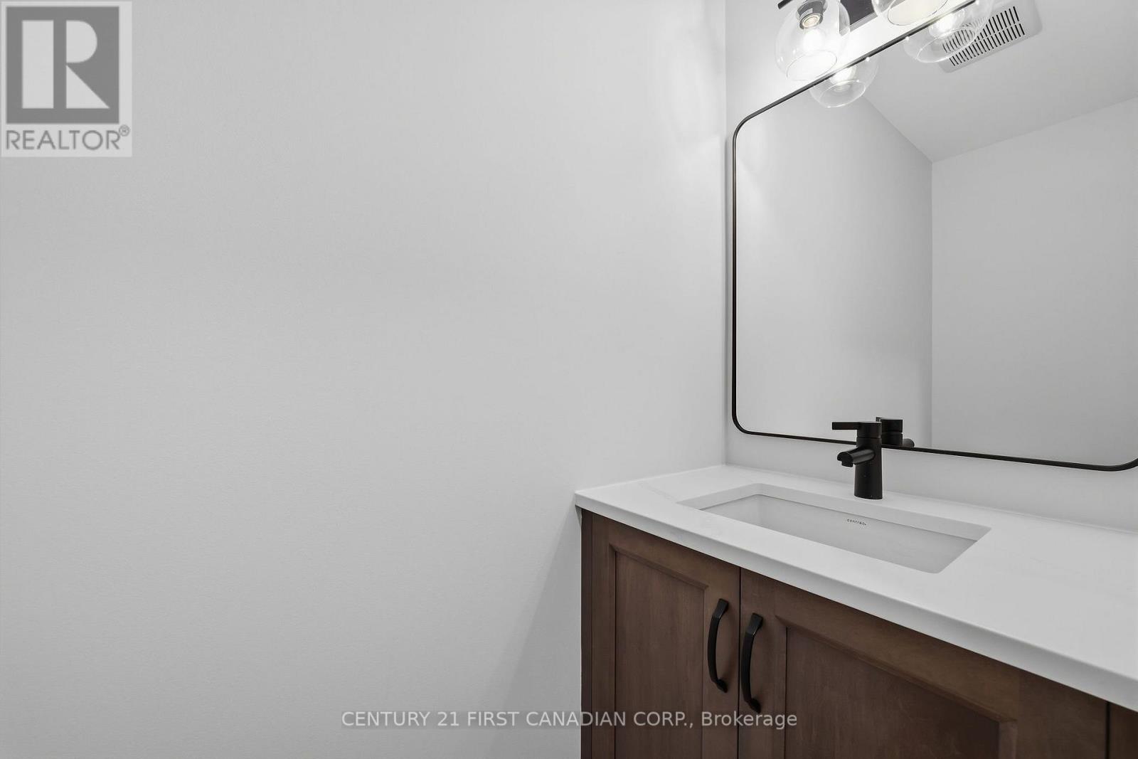 5 Doerr Court Property Photo 24