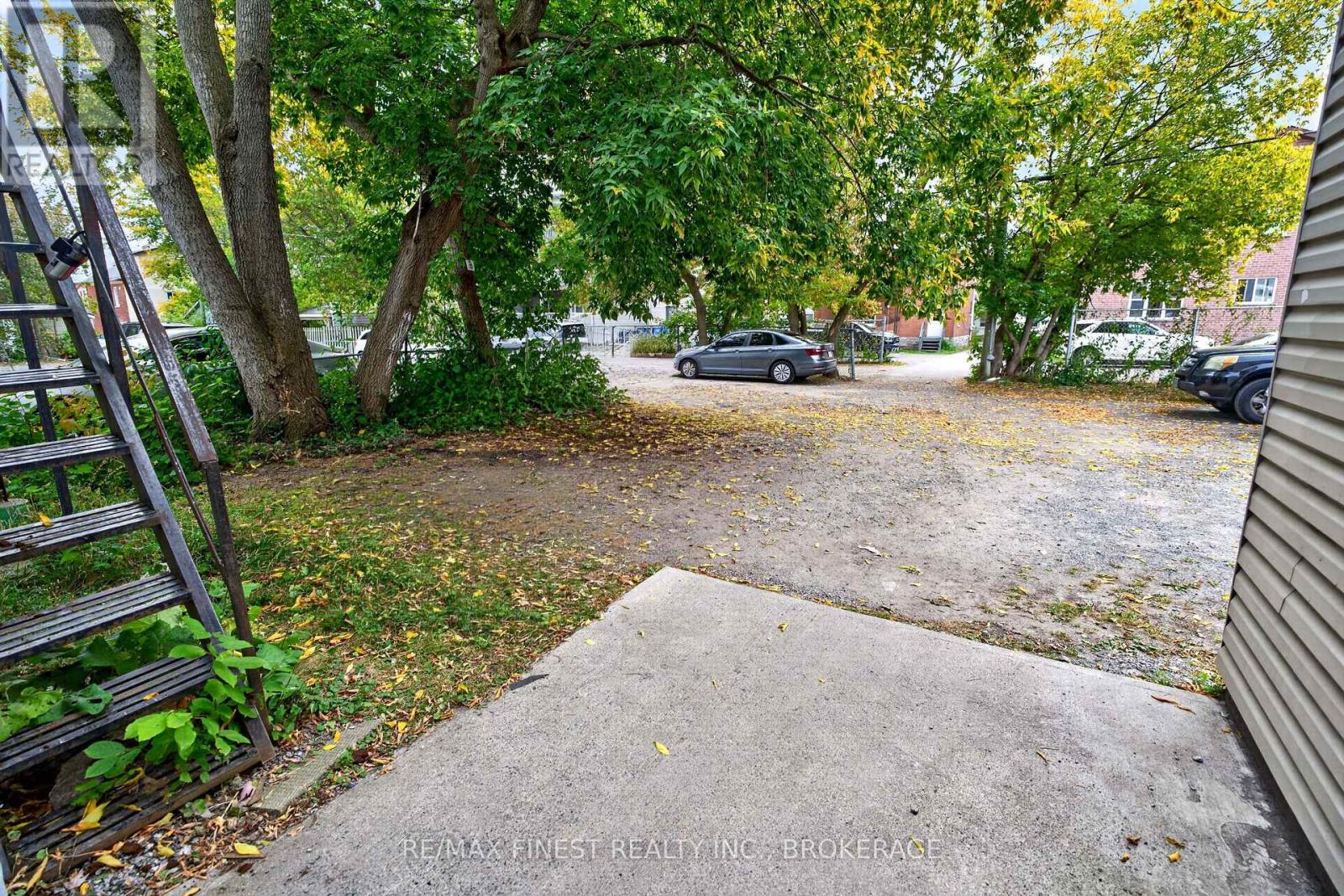 364 Brock Street Property Photo 10
