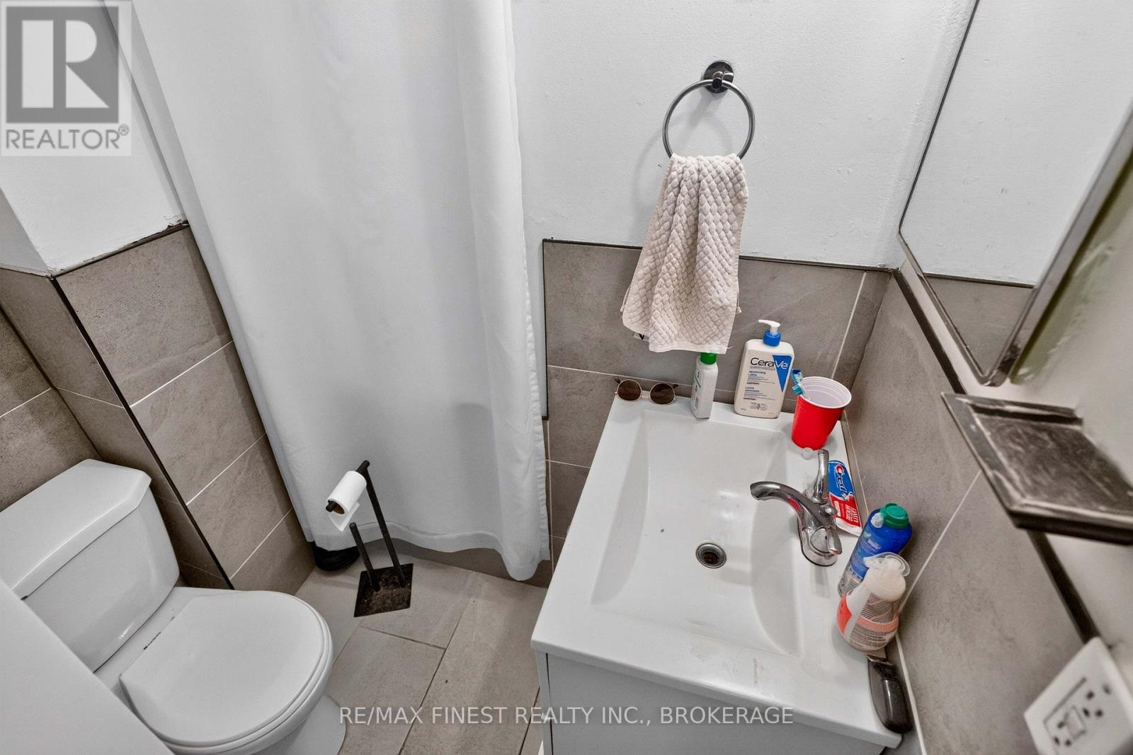 364 Brock Street Property Photo 25
