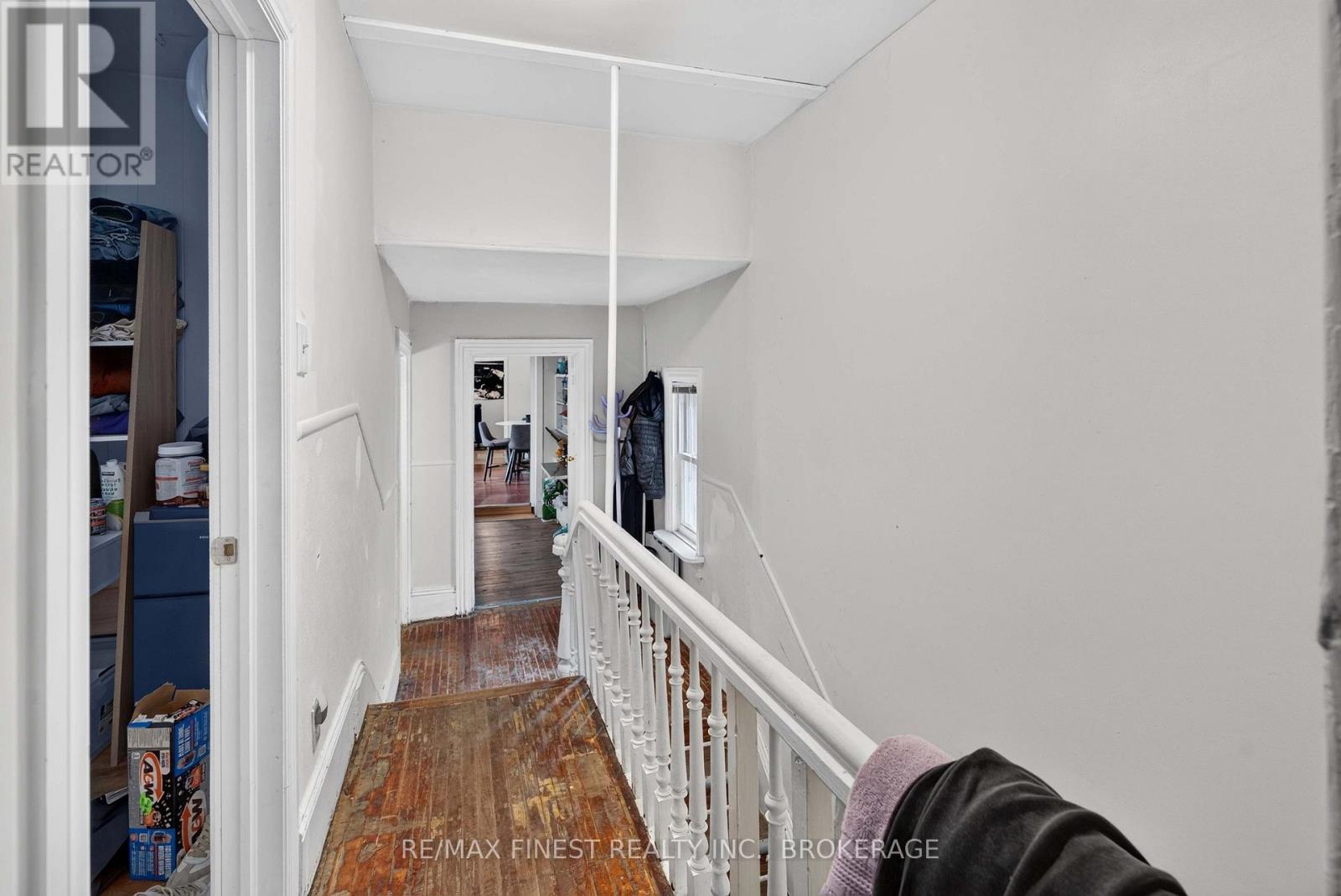 364 Brock Street Property Photo 39